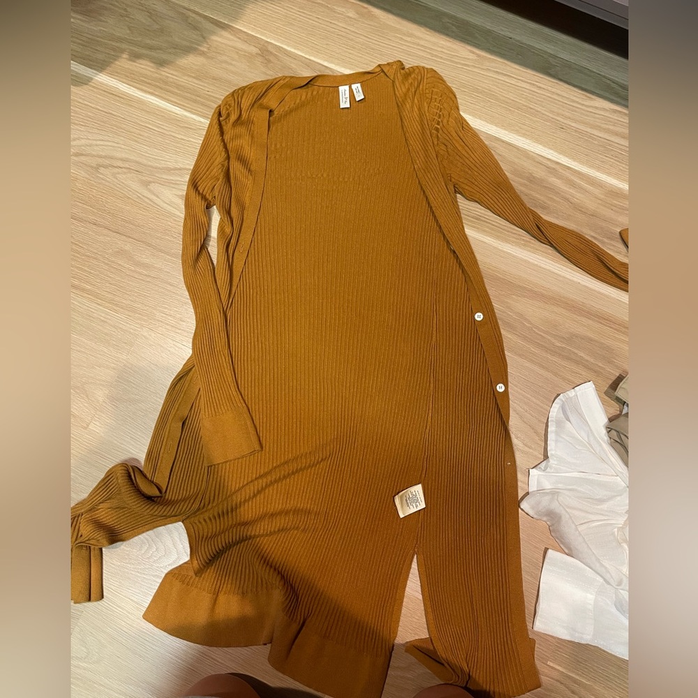 Anthropologie long cardigan women’s size M dark yellow